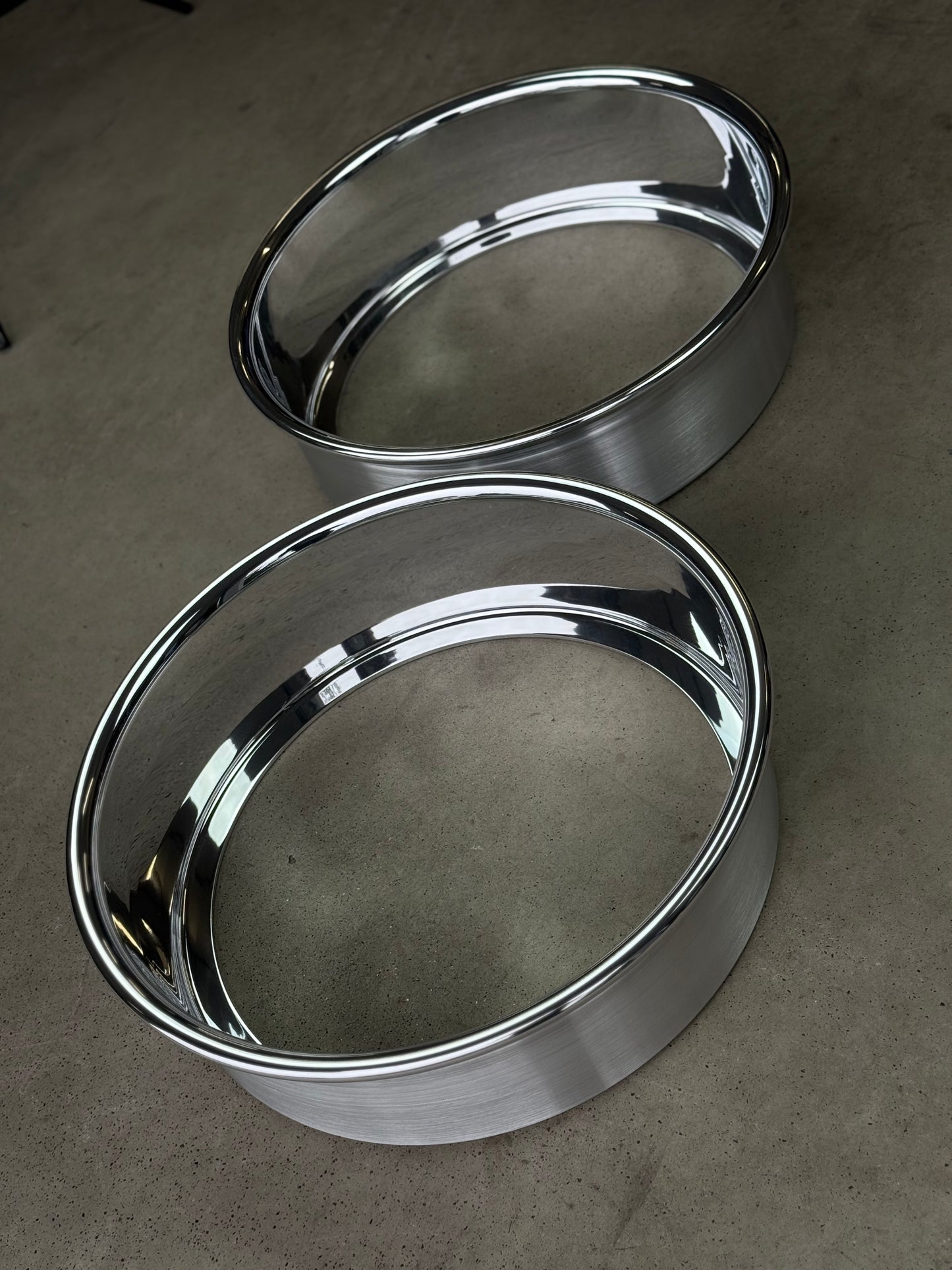 Polished Flat Lips for 3-Piece Wheels 17” — Mirror Finish