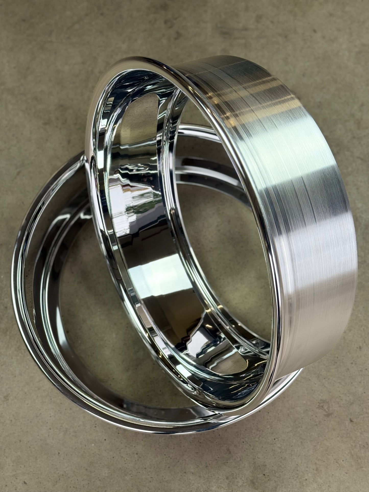 Polished Flat Lips for 3-Piece Wheels 17” — Mirror Finish